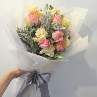 Hand Bouquet 222