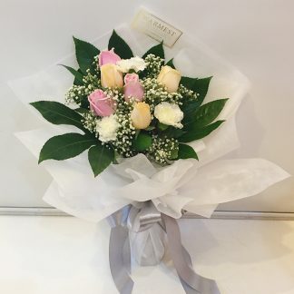 Hand Bouquet 223