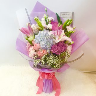 Hand Bouquet 283
