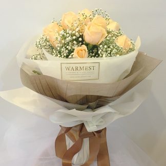 Hand bouquet 302