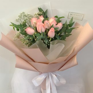 Hand Bouquet 303