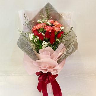Hand Bouquet 358